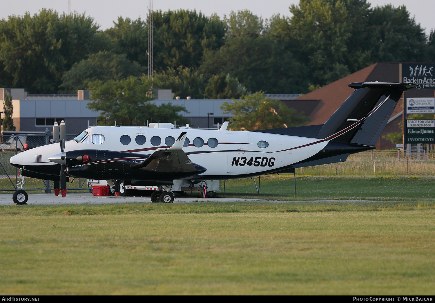 Aircraft Photo of N345DG | Raytheon 350 King Air (B300) | AirHistory.net #715029
