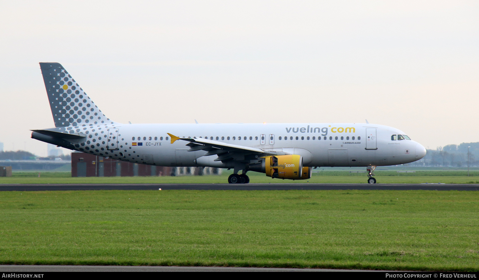 Aircraft Photo of EC-JYX | Airbus A320-214 | Vueling Airlines | AirHistory.net #715033