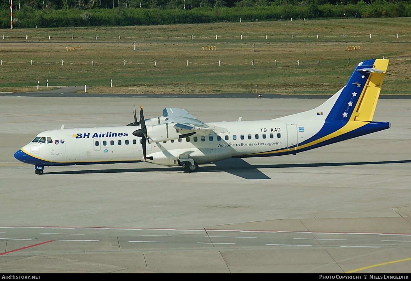Aircraft Photo of T9-AAD | ATR ATR-72-212 | B & H Airlines | AirHistory.net #715145