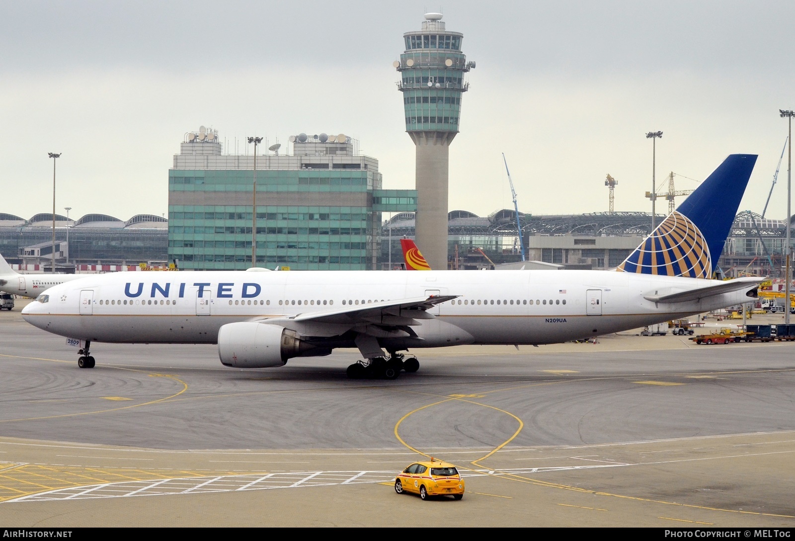 Aircraft Photo of N209UA | Boeing 777-222/ER | United Airlines | AirHistory.net #715151
