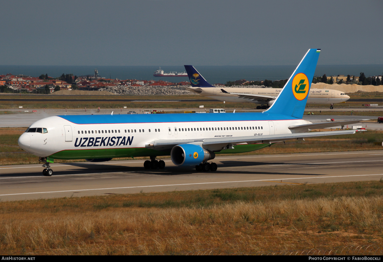 Aircraft Photo of VP-BUF | Boeing 767-33P/ER | Uzbekistan Airways | AirHistory.net #715276