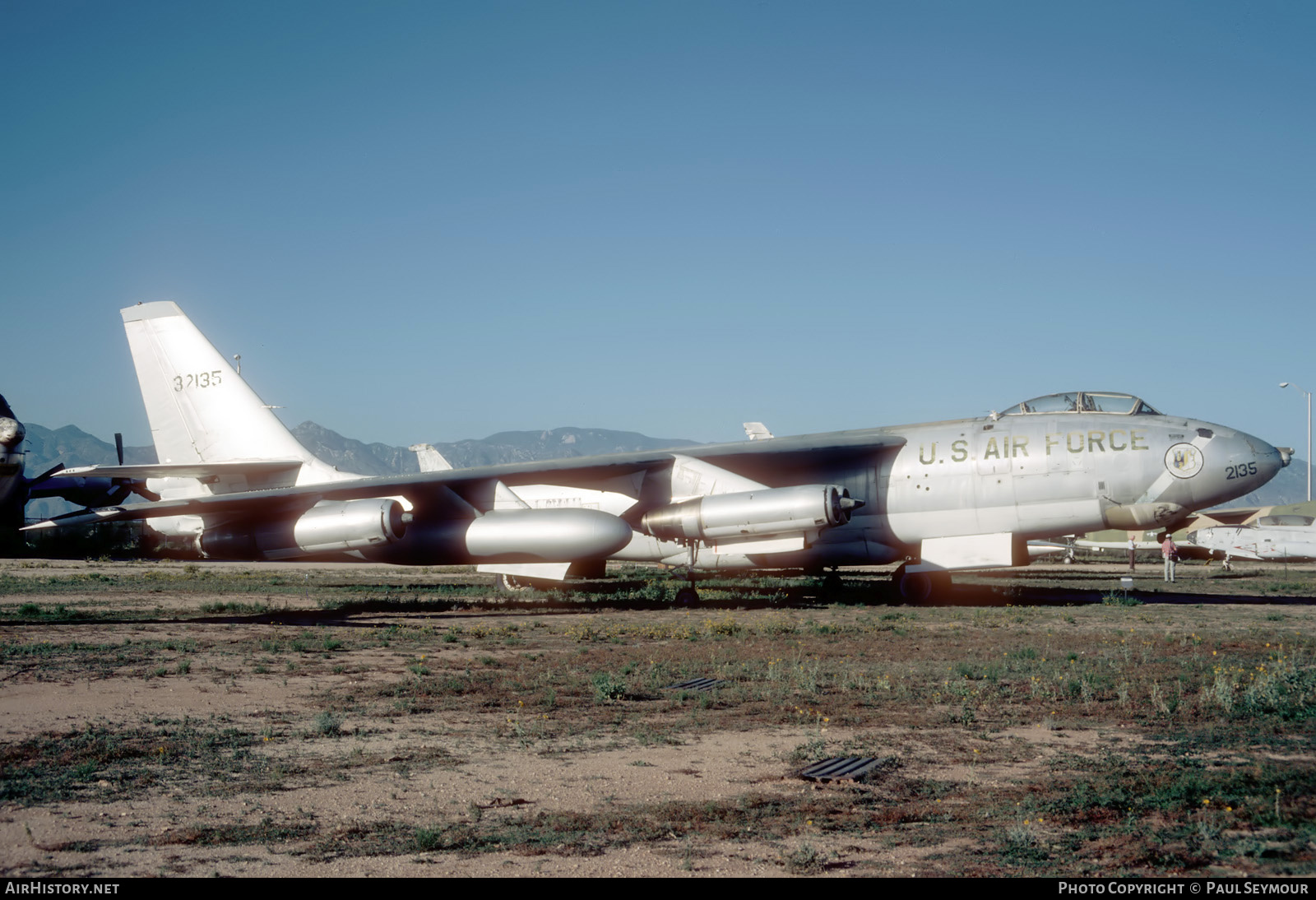 Aircraft Photo of 53-2135 / 32135 | Boeing EB-47E Stratojet | USA - Air Force | AirHistory.net #715293