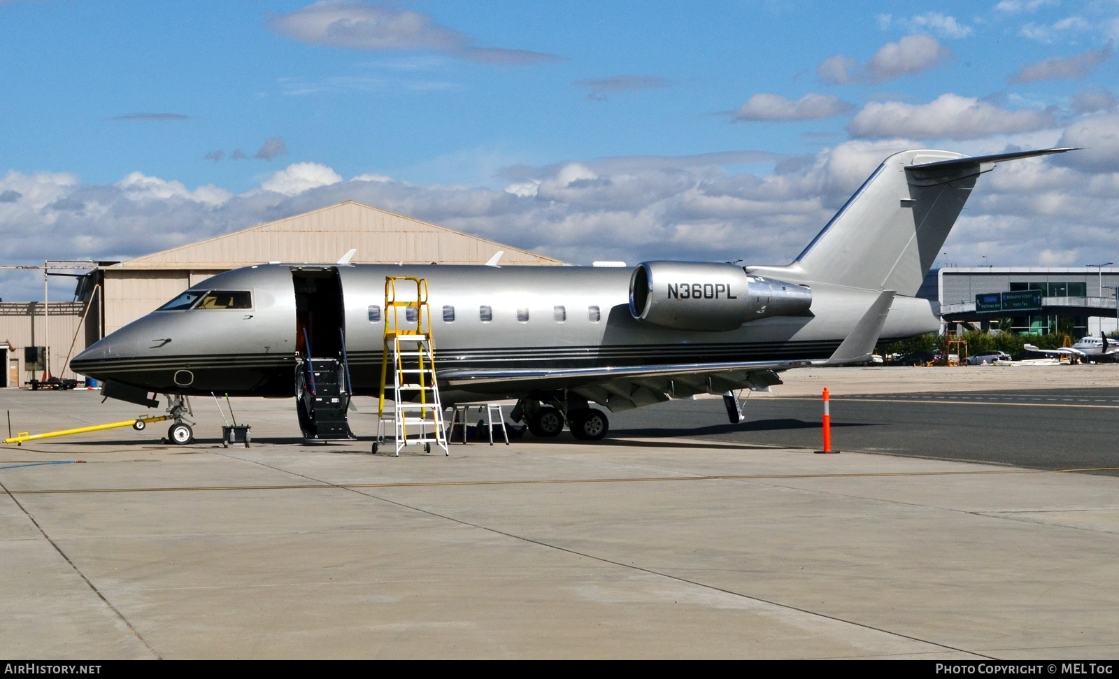 Aircraft Photo of N360PL | Canadair Challenger 604 (CL-600-2B16) | AirHistory.net #715461