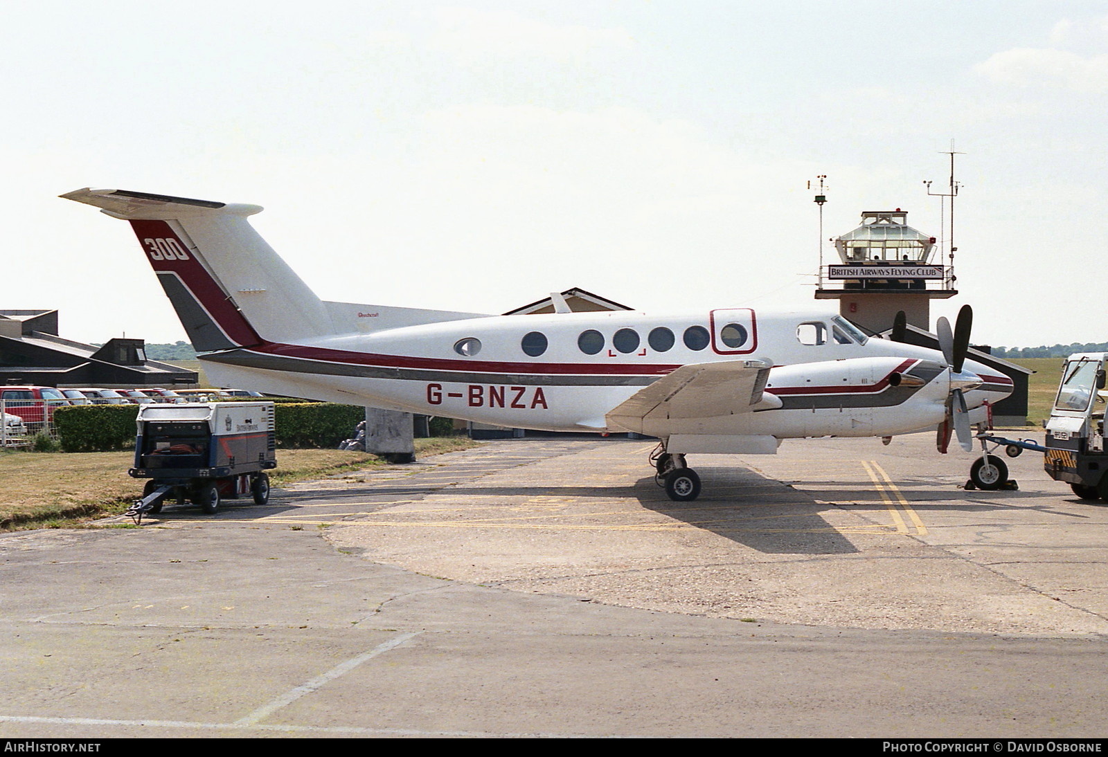 Aircraft Photo of G-BNZA | Beech Super King Air 300 | AirHistory.net #715493