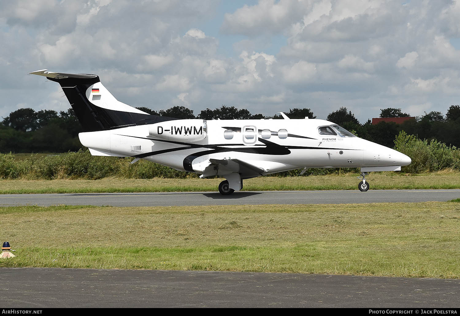 Aircraft Photo of D-IWWM | Embraer EMB-500 Phenom 100E | AirHistory.net #715511