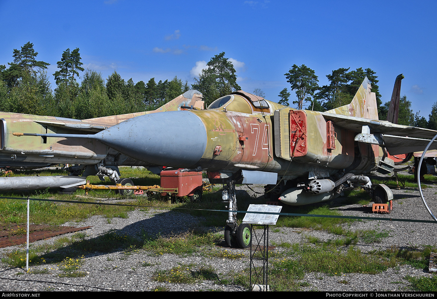 Aircraft Photo of 74 red | Mikoyan-Gurevich MiG-23M | Soviet Union - Air Force | AirHistory.net #715552