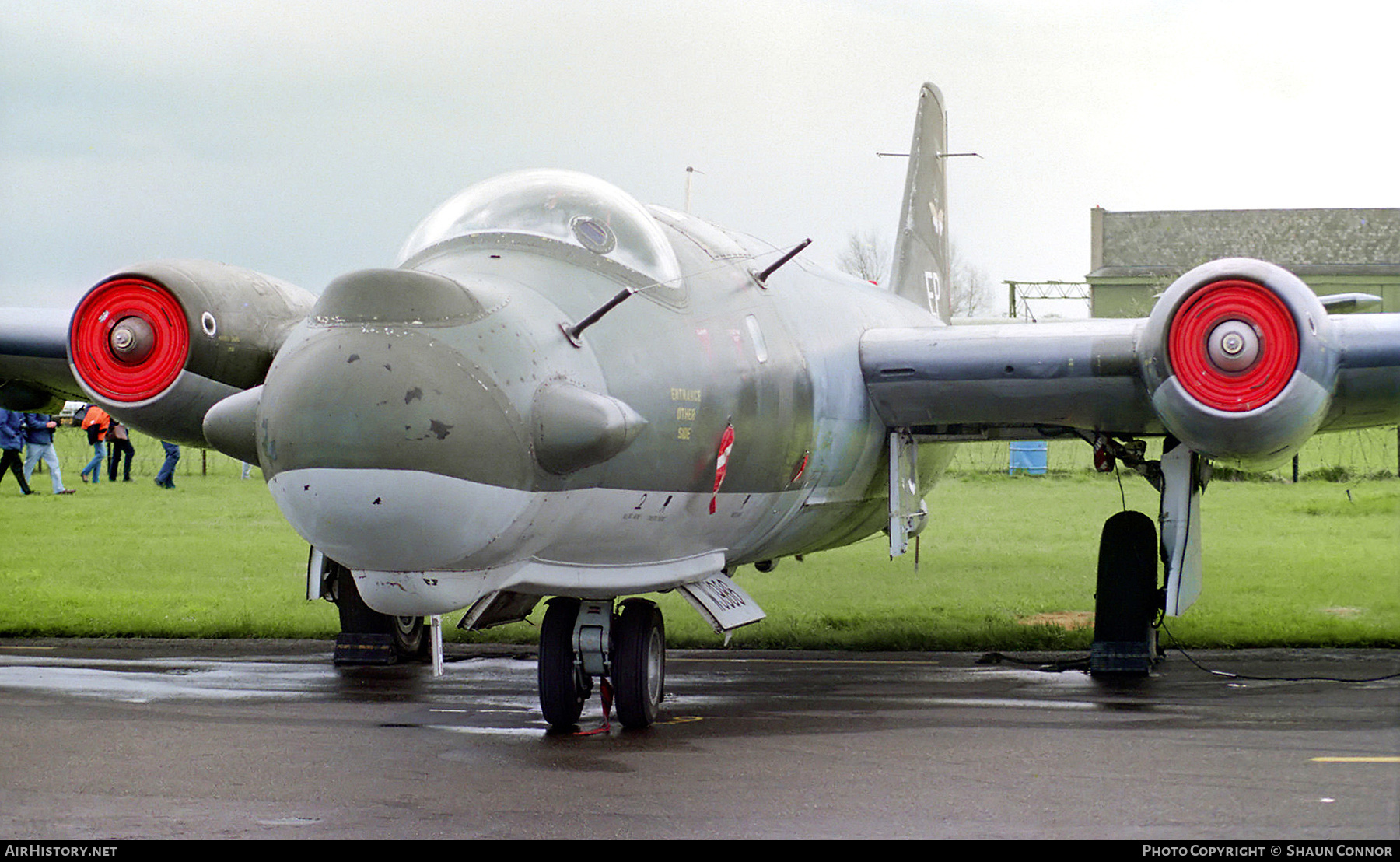 Aircraft Photo of WJ986 | English Electric Canberra T17 | UK - Air Force | AirHistory.net #715592