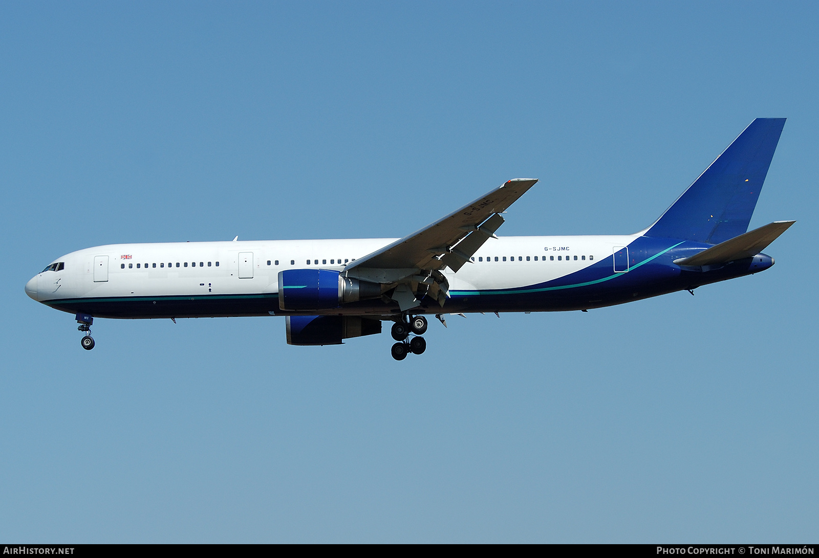 Aircraft Photo of G-SJMC | Boeing 767-31K/ER | Airtours International | AirHistory.net #715612