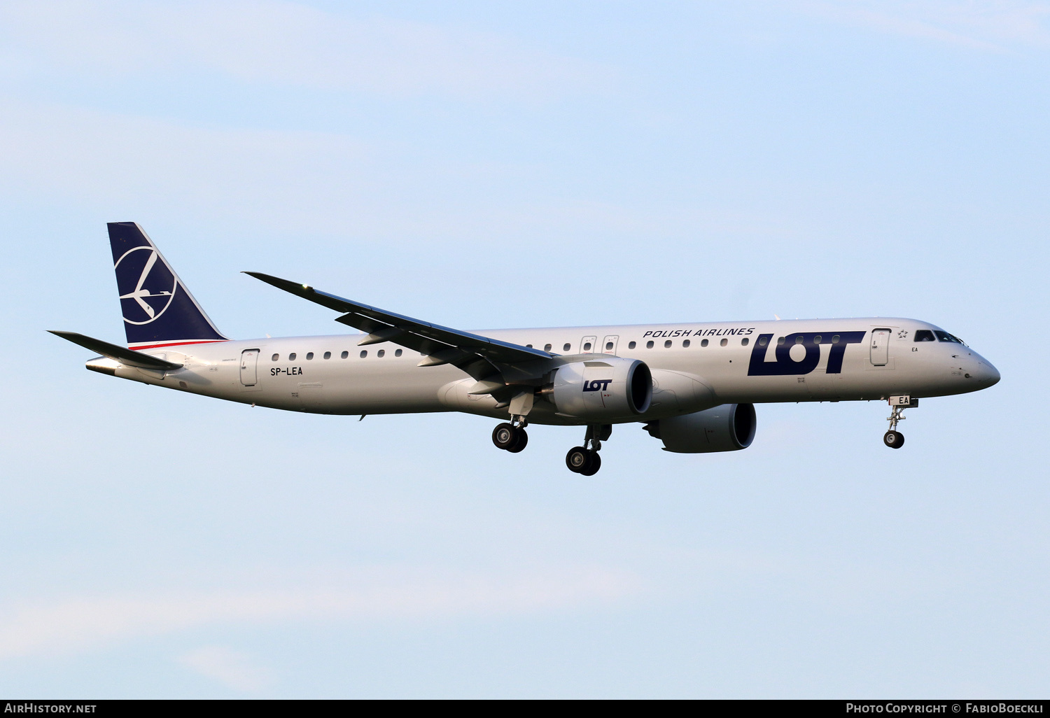 Aircraft Photo of SP-LEA | Embraer 195-E2 (ERJ-190-400 STD) | LOT Polish Airlines - Polskie Linie Lotnicze | AirHistory.net #715637