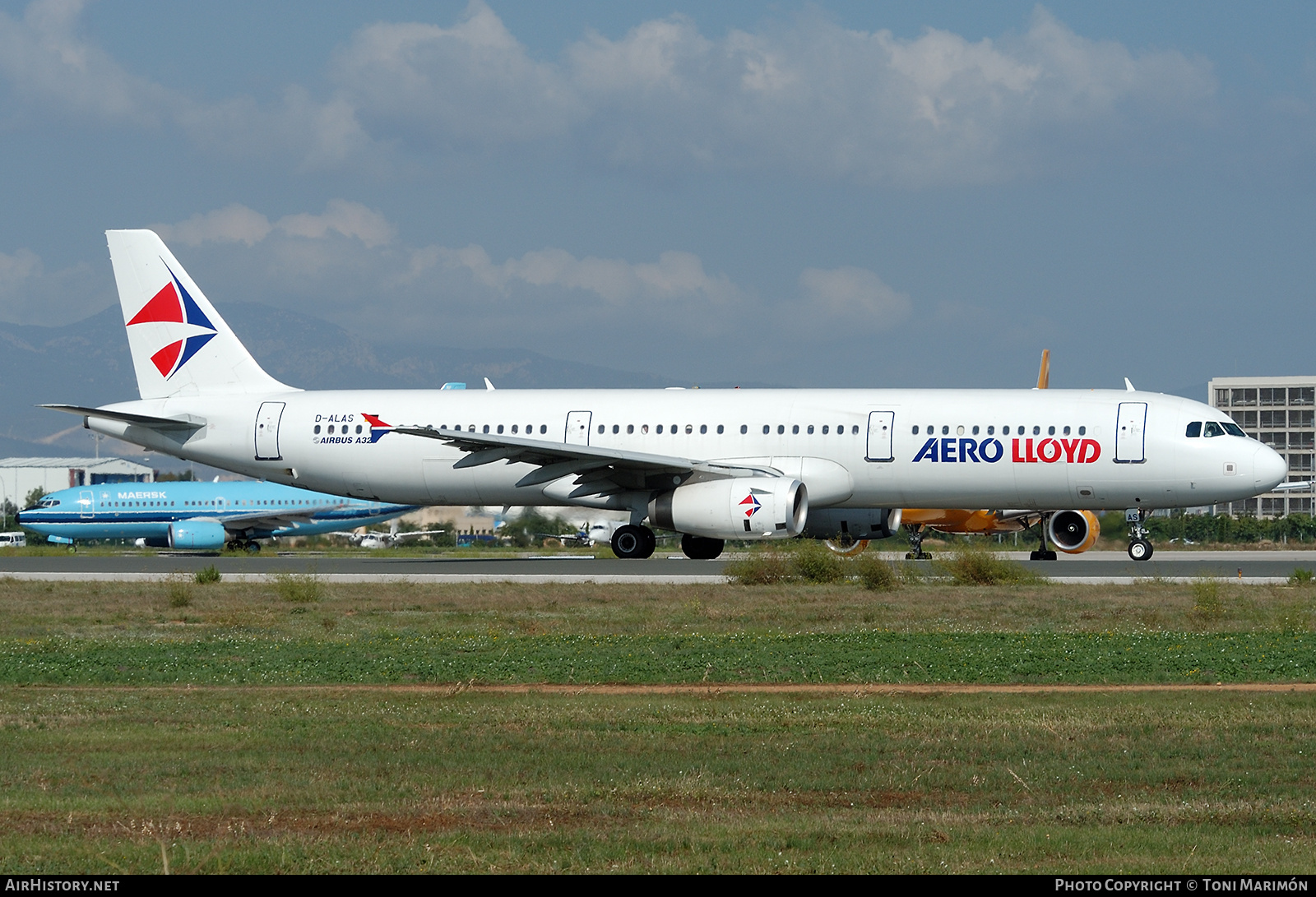 Aircraft Photo of D-ALAS | Airbus A321-231 | Aero Lloyd | AirHistory.net #715648