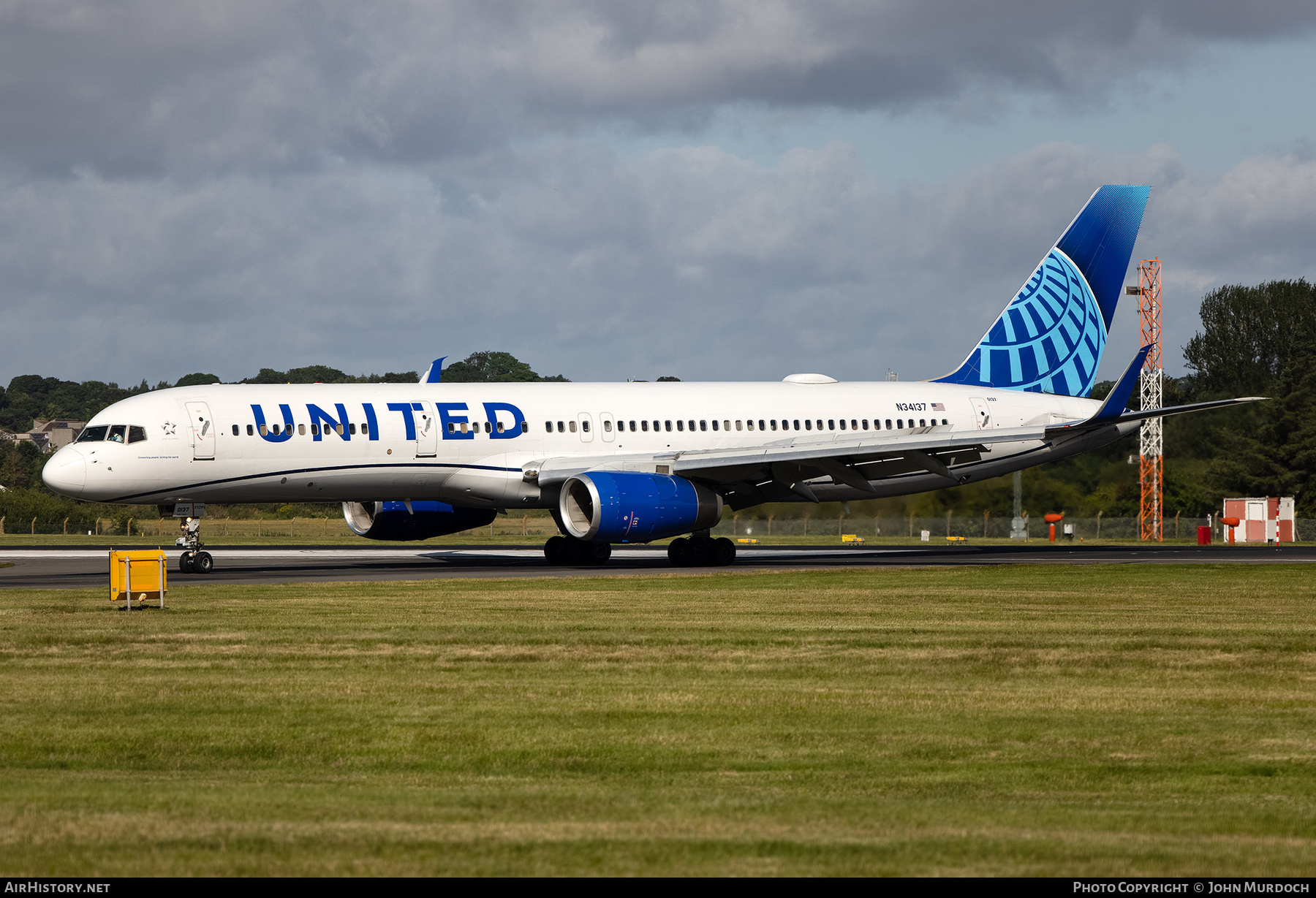Aircraft Photo of N34137 | Boeing 757-224 | United Airlines | AirHistory.net #715729