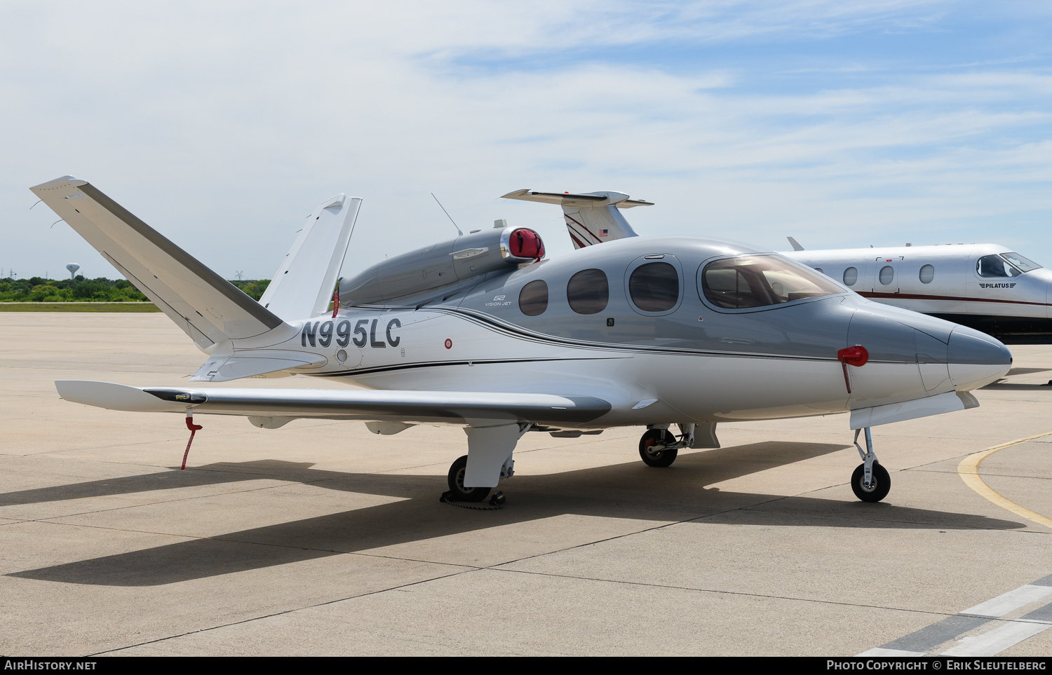 Aircraft Photo of N995LC | Cirrus SF-50 Vision G2 | AirHistory.net #715744