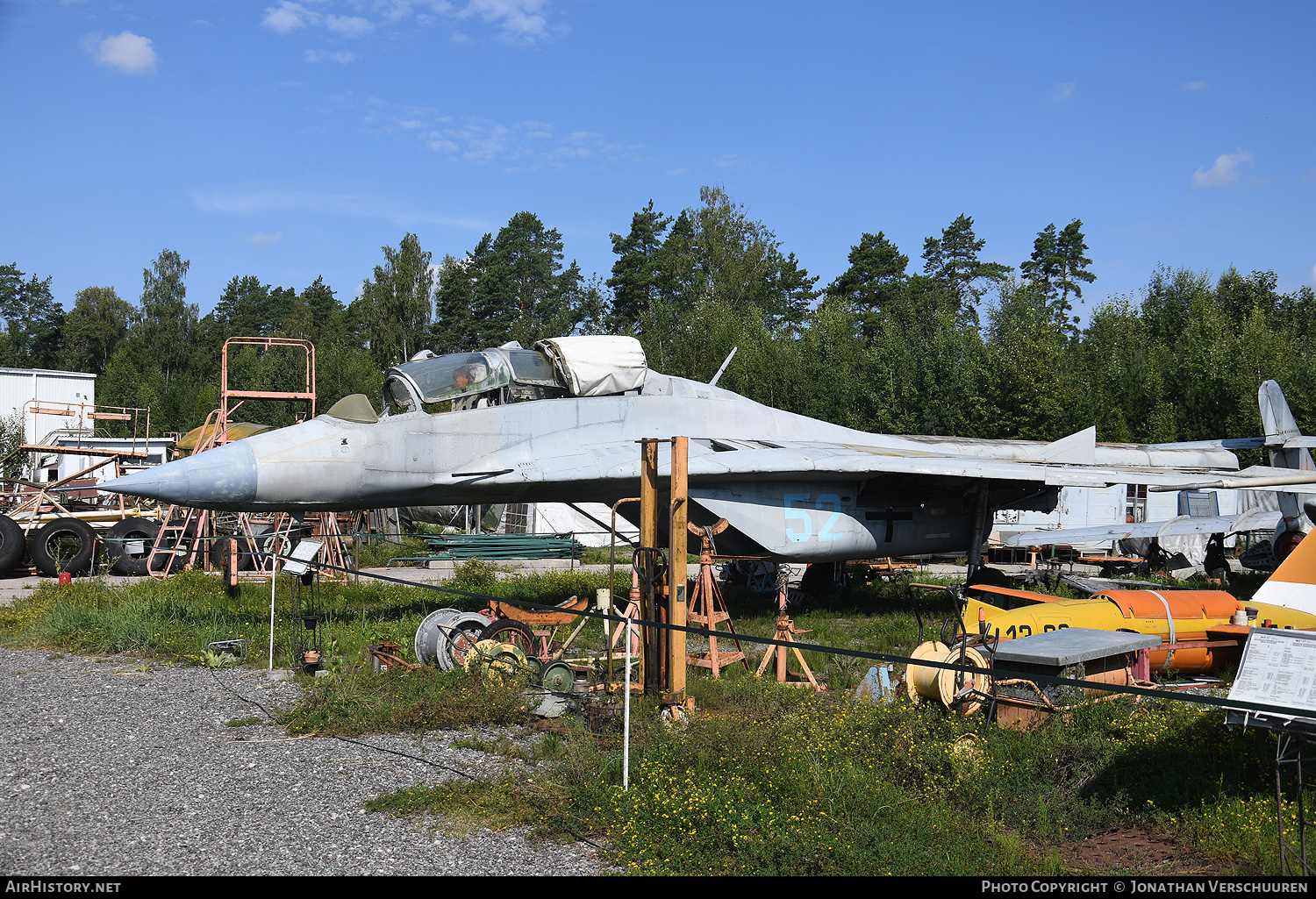 Aircraft Photo of 52 blue | Mikoyan-Gurevich MiG-29UB (9-51) | Soviet Union - Air Force | AirHistory.net #715850