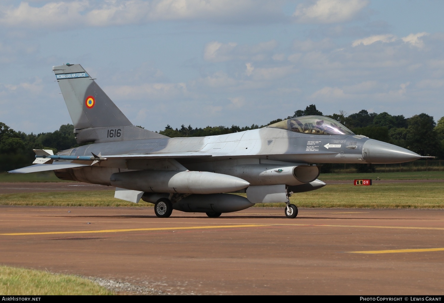 Aircraft Photo of 1616 | General Dynamics F-16AM Fighting Falcon | Romania - Air Force | AirHistory.net #715991