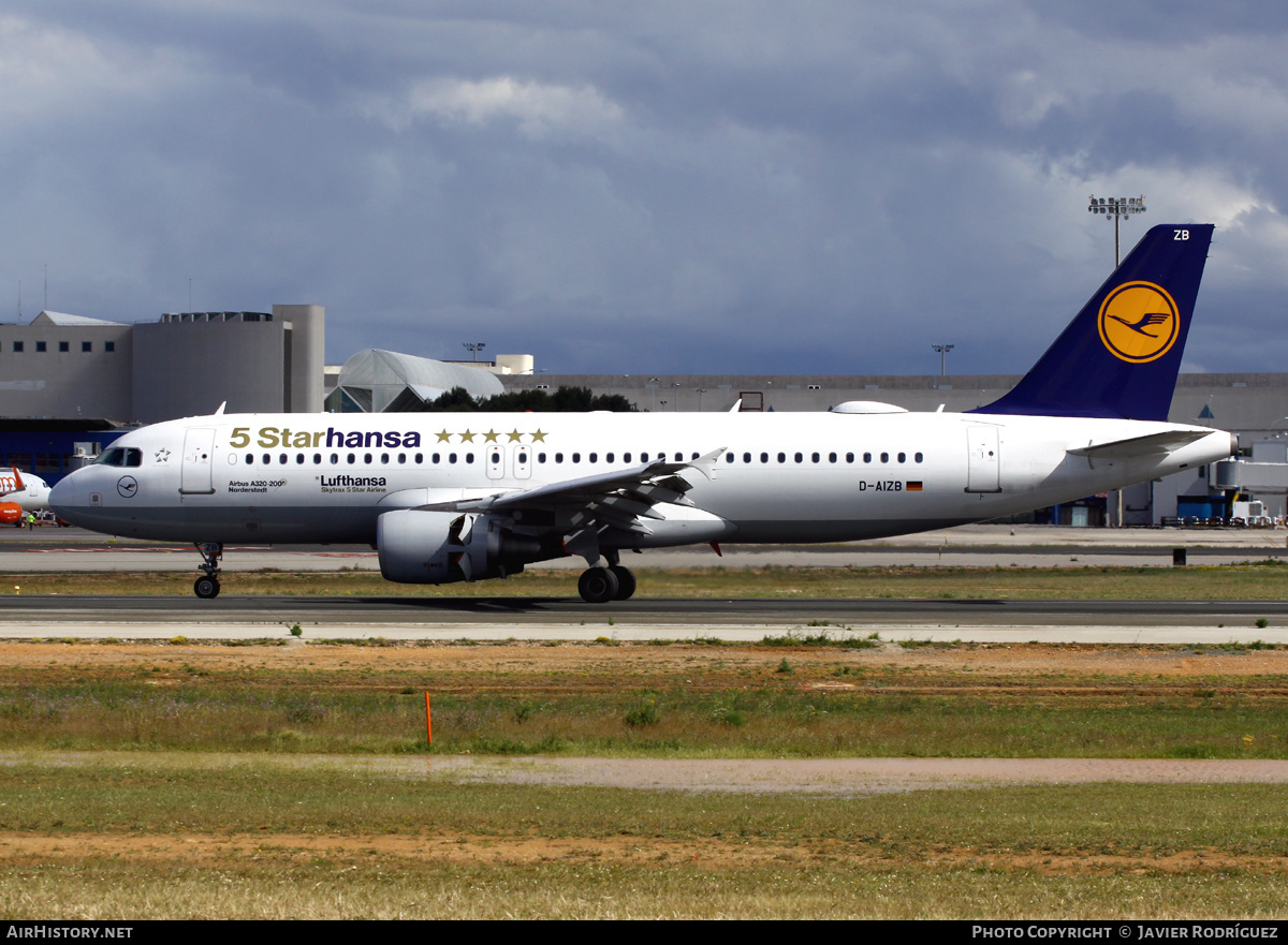 Aircraft Photo of D-AIZB | Airbus A320-214 | Lufthansa | AirHistory.net #716159