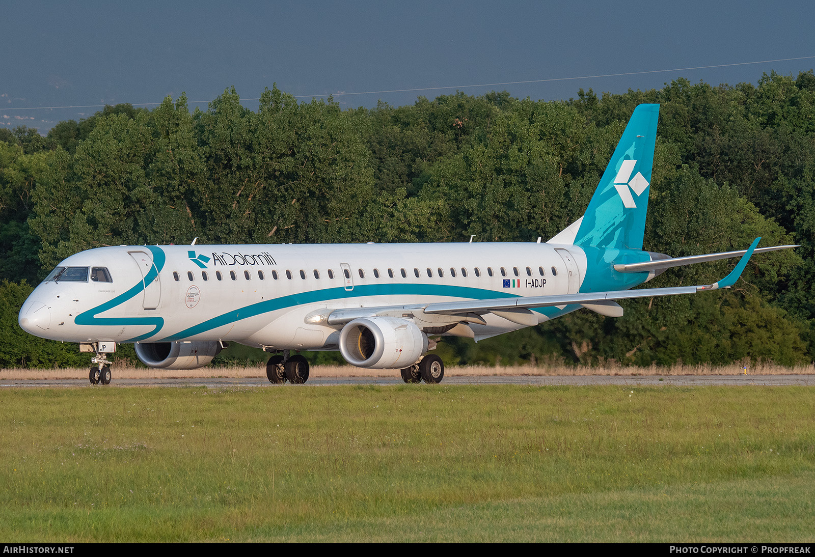 Aircraft Photo of I-ADJP | Embraer 195LR (ERJ-190-200LR) | Air Dolomiti | AirHistory.net #716180