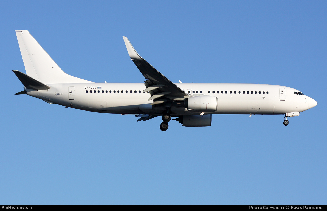 Aircraft Photo of G-HODL | Boeing 737-82R | AirHistory.net #716238