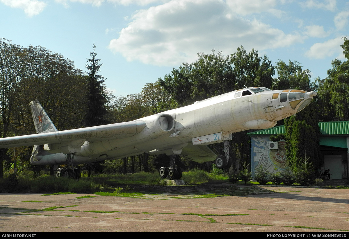Aircraft Photo of 21 blue | Tupolev Tu-16P | Soviet Union - Air Force | AirHistory.net #716268