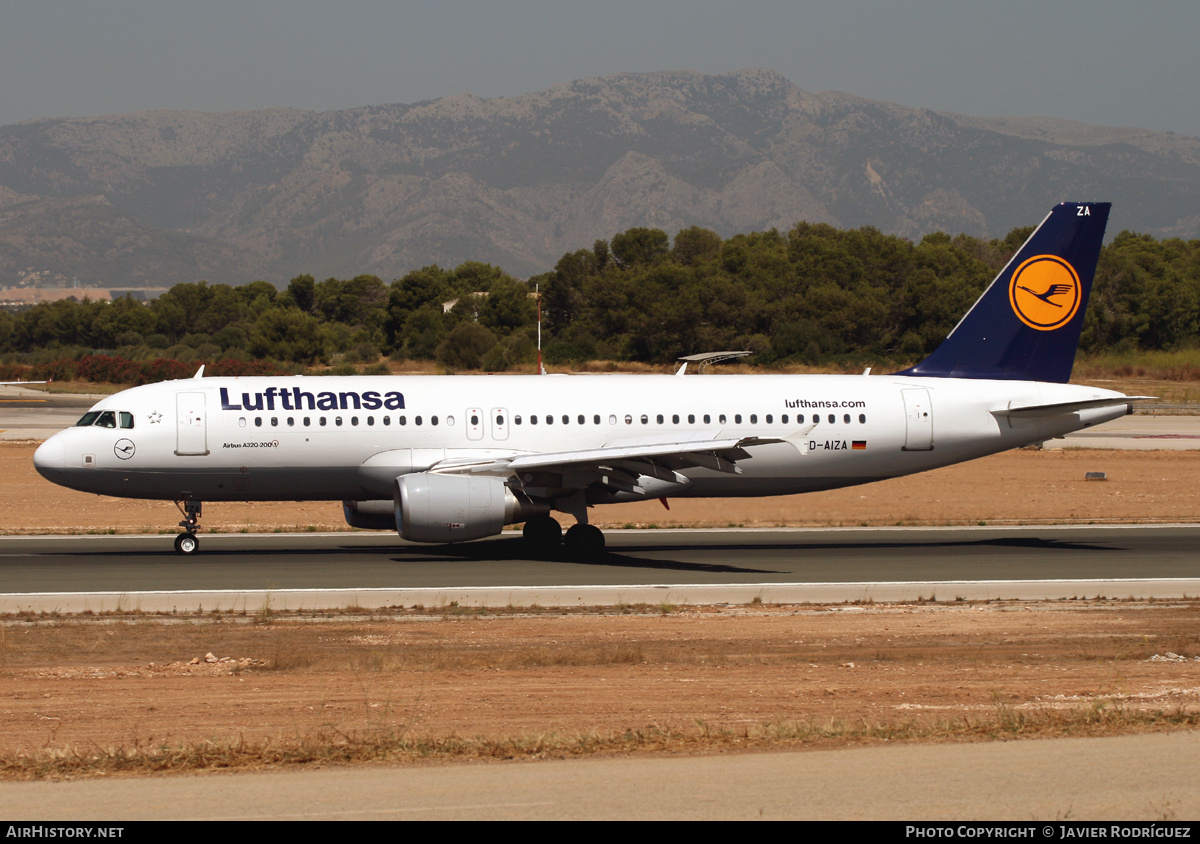 Aircraft Photo of D-AIZA | Airbus A320-214 | Lufthansa | AirHistory.net #716339