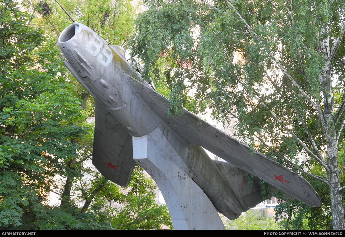 Aircraft Photo of 89 blue | Mikoyan-Gurevich MiG-17 | Soviet Union - Air Force | AirHistory.net #716401