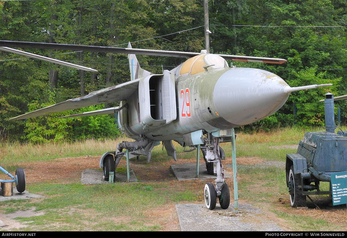 Aircraft Photo of 29 red | Mikoyan-Gurevich MiG-23M | Ukraine - Air Force | AirHistory.net #716402