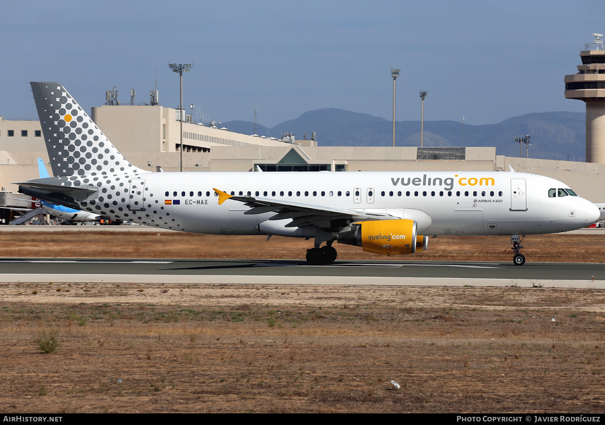 Aircraft Photo of EC-MAX | Airbus A320-214 | Vueling Airlines | AirHistory.net #716420