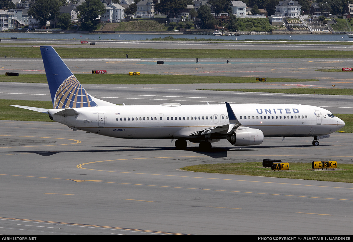 Aircraft Photo of N68817 | Boeing 737-924/ER | United Airlines | AirHistory.net #716423