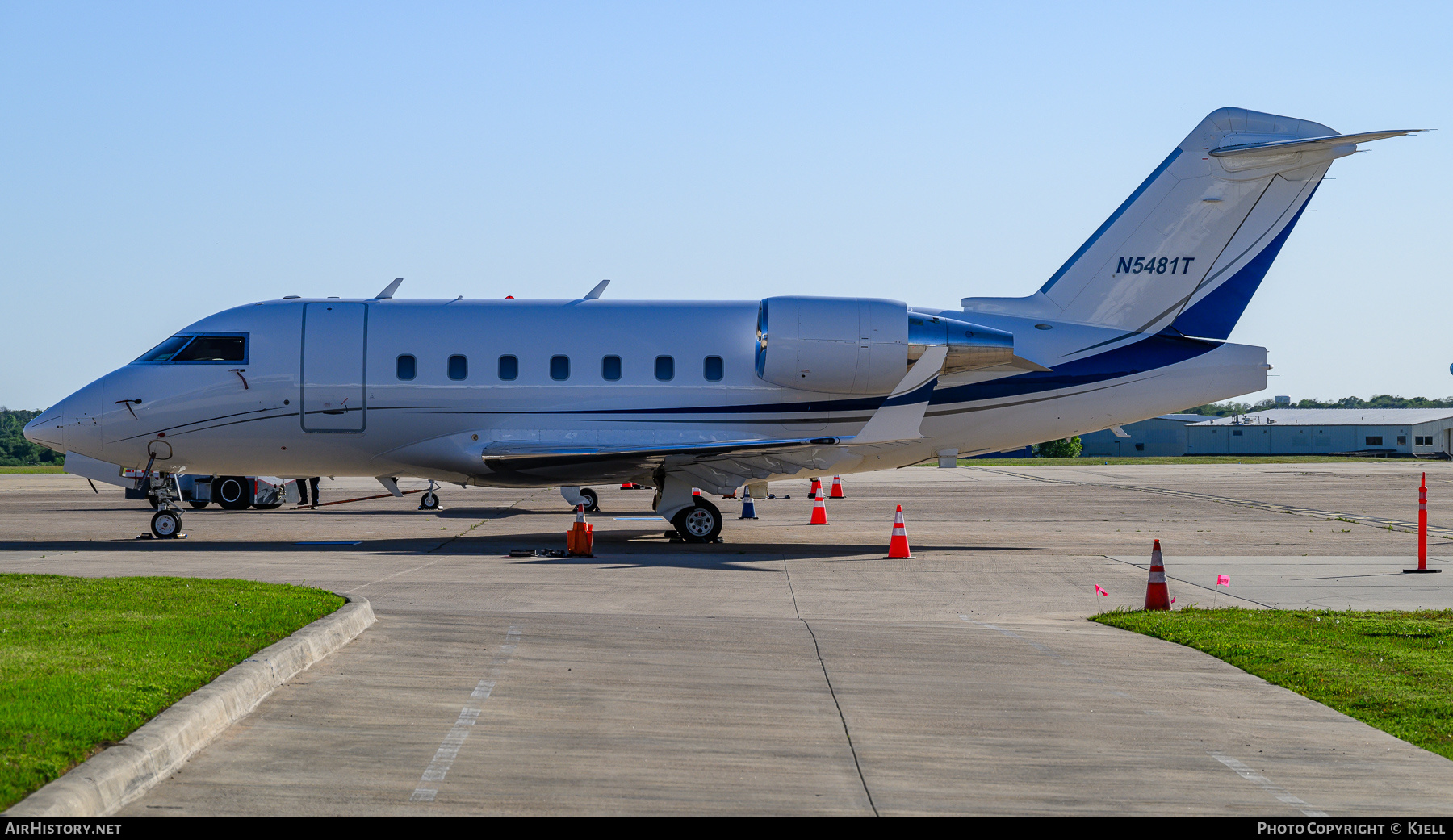 Aircraft Photo of N5481T | Bombardier Challenger 604 (CL-600-2B16) | AirHistory.net #716515