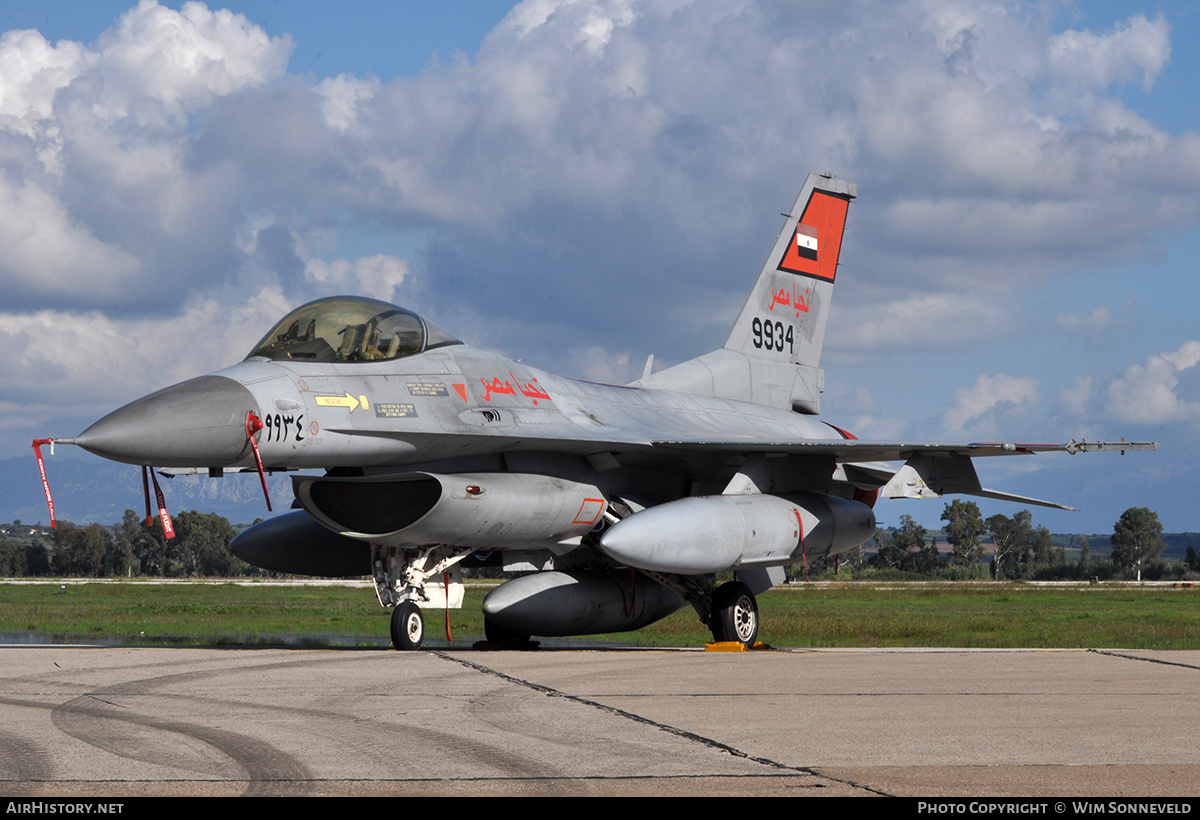 Aircraft Photo of 9934 / ۹۹۳٤ | General Dynamics F-16CG Fighting Falcon | Egypt - Air Force | AirHistory.net #716556