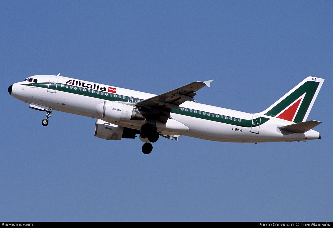 Aircraft Photo of I-BIKA | Airbus A320-214 | Alitalia | AirHistory.net #716701