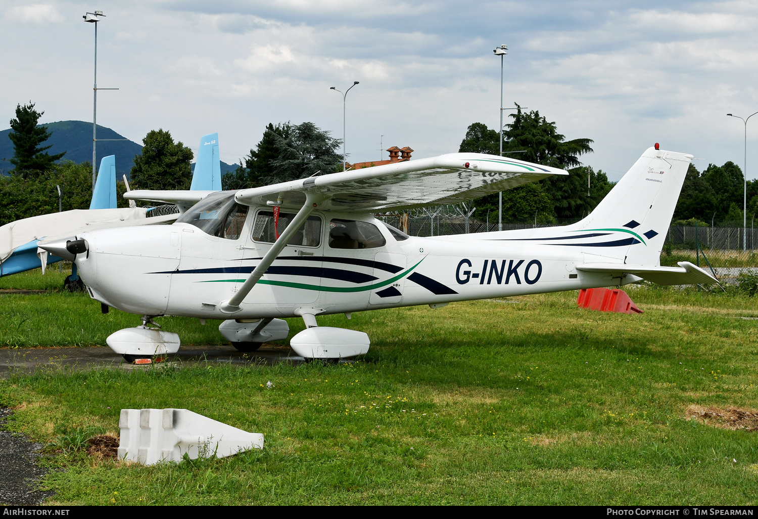 Aircraft Photo of G-INKO | Cessna 172R Skyhawk II | AirHistory.net #716793