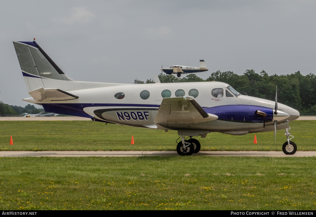 Aircraft Photo of N90BF | Beech E90 King Air | AirHistory.net #716805