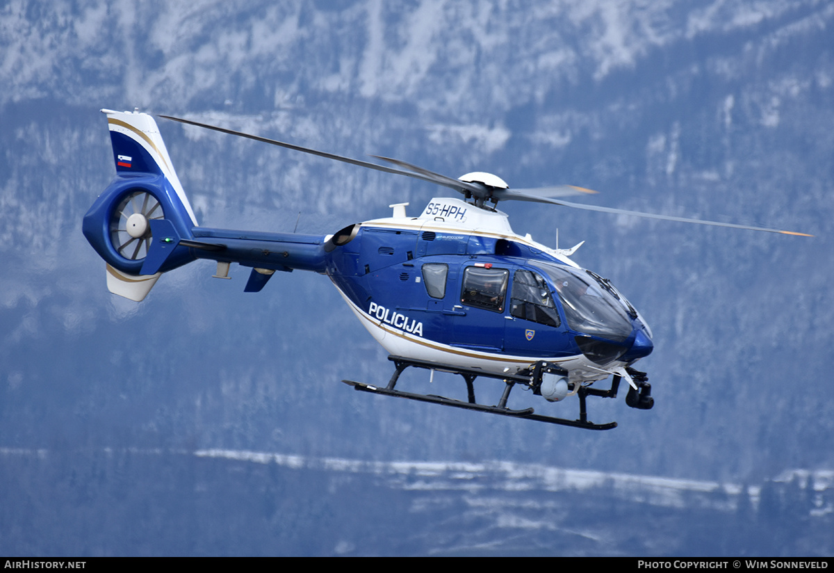 Aircraft Photo of S5-HPH | Eurocopter EC-135P-2+ | Policija | AirHistory.net #716971