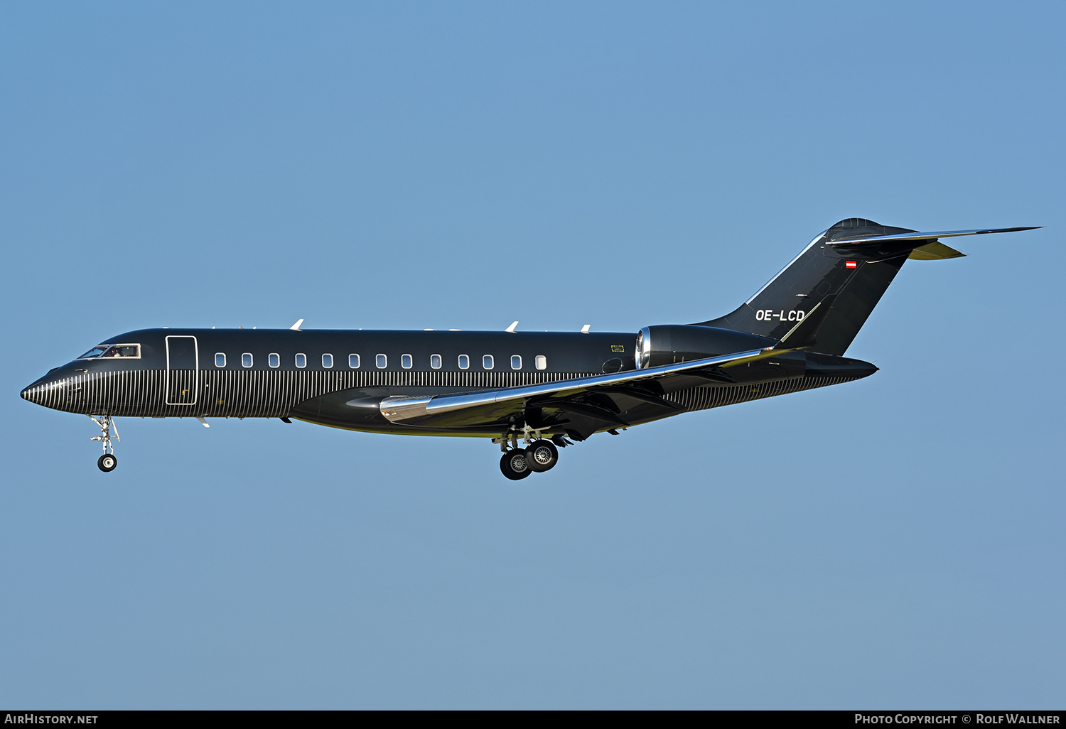 Aircraft Photo of OE-LCD | Bombardier Global Express XRS (BD-700-1A10) | AirHistory.net #716996