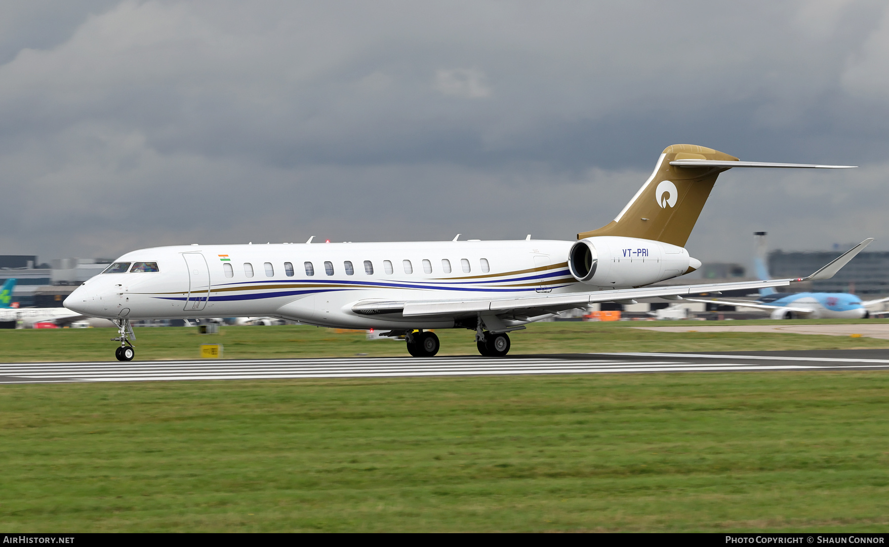 Aircraft Photo of VT-PRI | Bombardier Global 7500 (BD-700-2A12) | Reliance Industries | AirHistory.net #717068