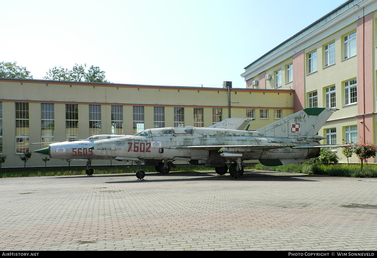 Aircraft Photo of 7502 | Mikoyan-Gurevich MiG-21UM | Poland - Air Force | AirHistory.net #717083