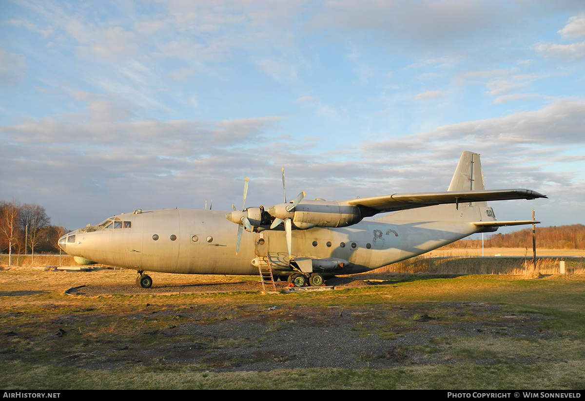 Aircraft Photo of 82 red | Antonov An-12A | Russia - Air Force | AirHistory.net #717093