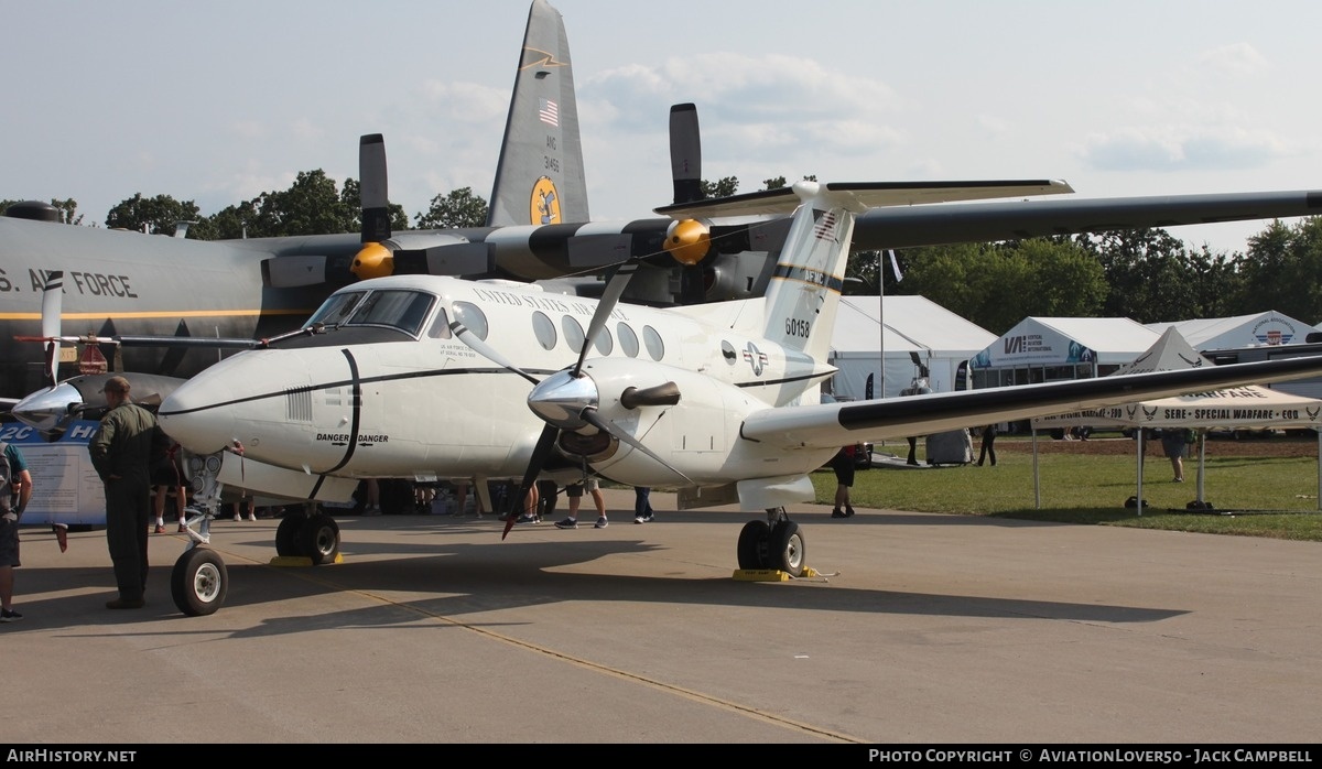 Aircraft Photo of 76-0158 / 60158 | Beech C-12C Huron | USA - Air Force | AirHistory.net #717261