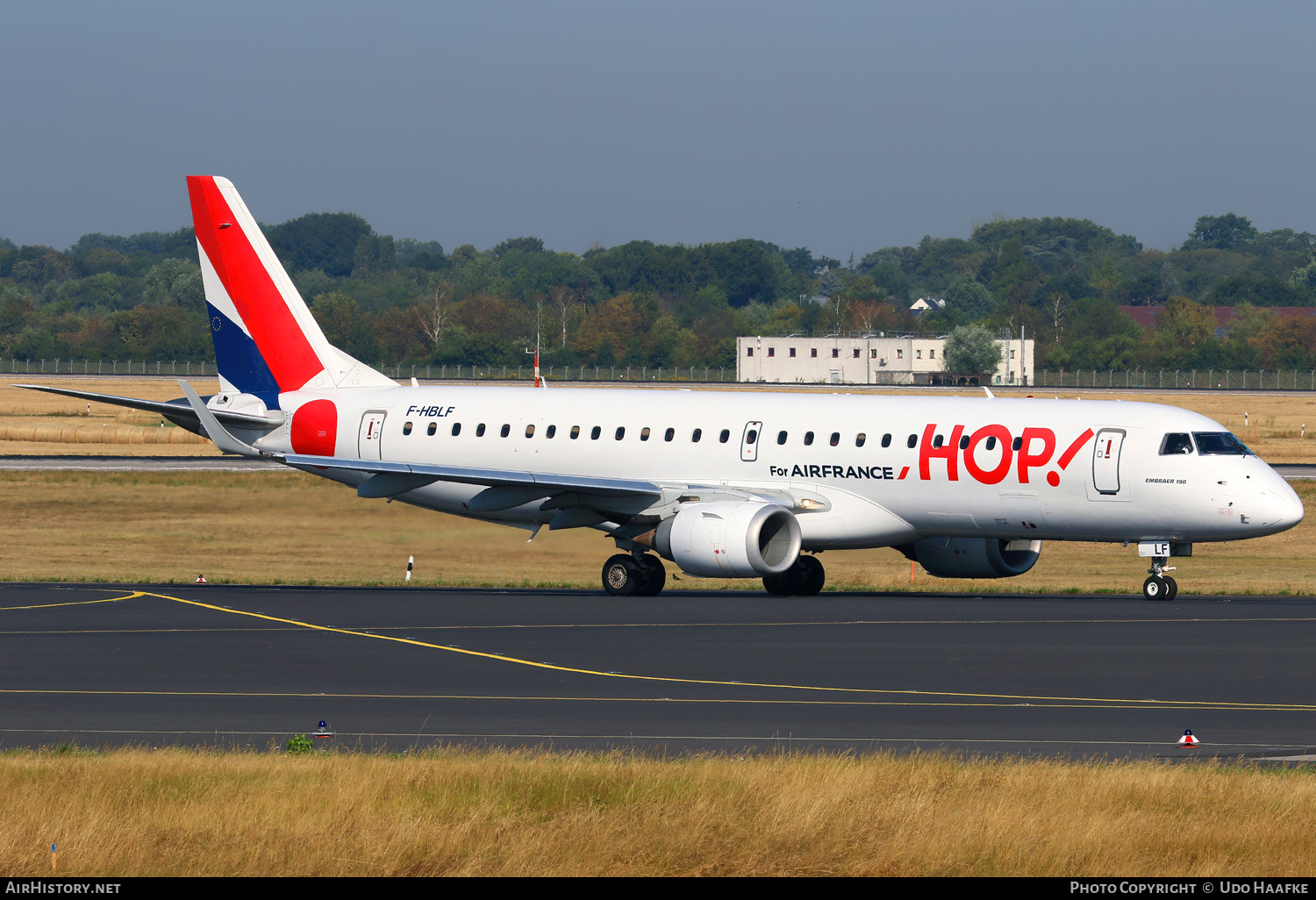Aircraft Photo of F-HBLF | Embraer 190LR (ERJ-190-100LR) | Hop! | AirHistory.net #717356