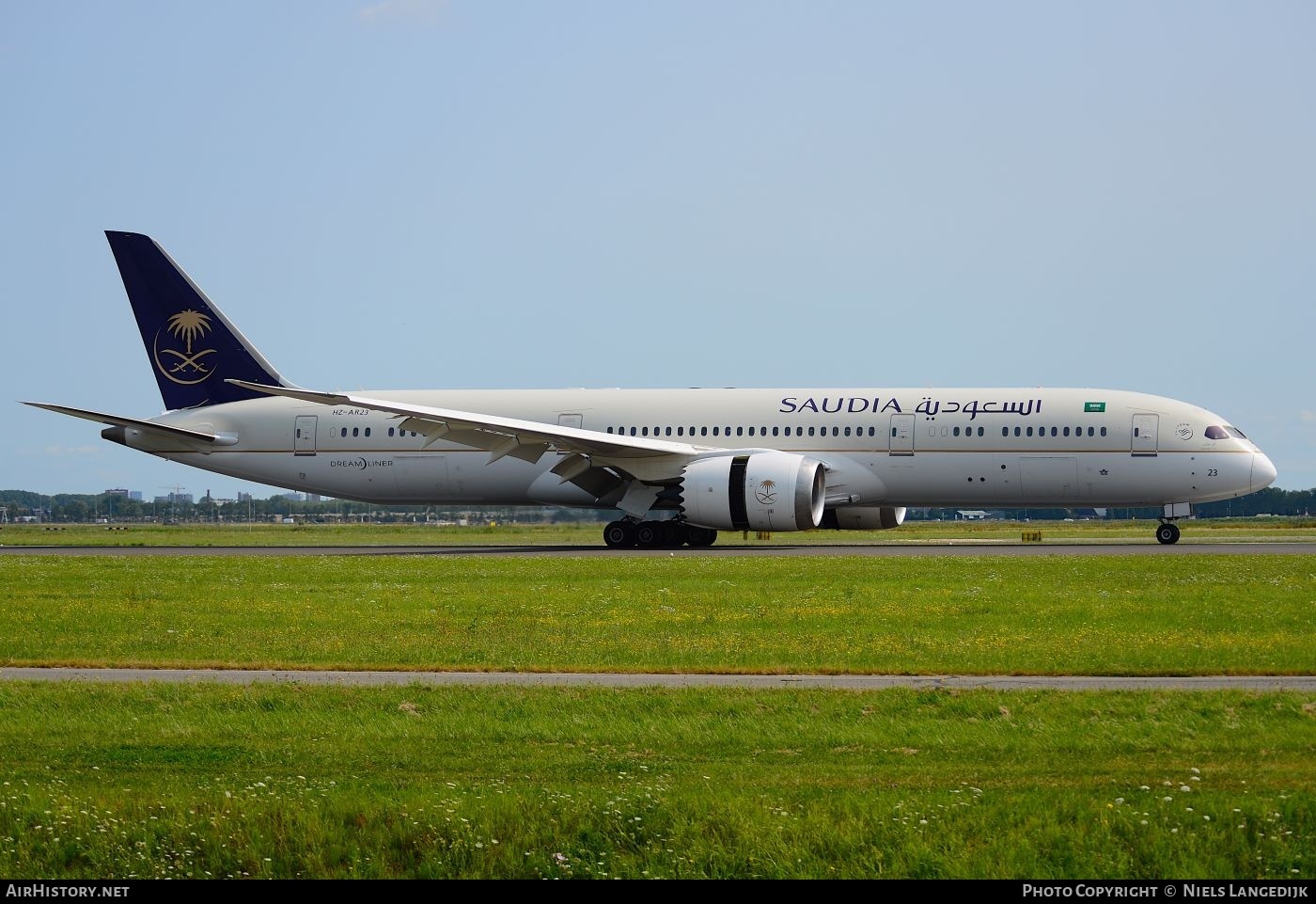 Aircraft Photo of HZ-AR23 | Boeing 787-9 Dreamliner | Saudia - Saudi Arabian Airlines | AirHistory.net #717378