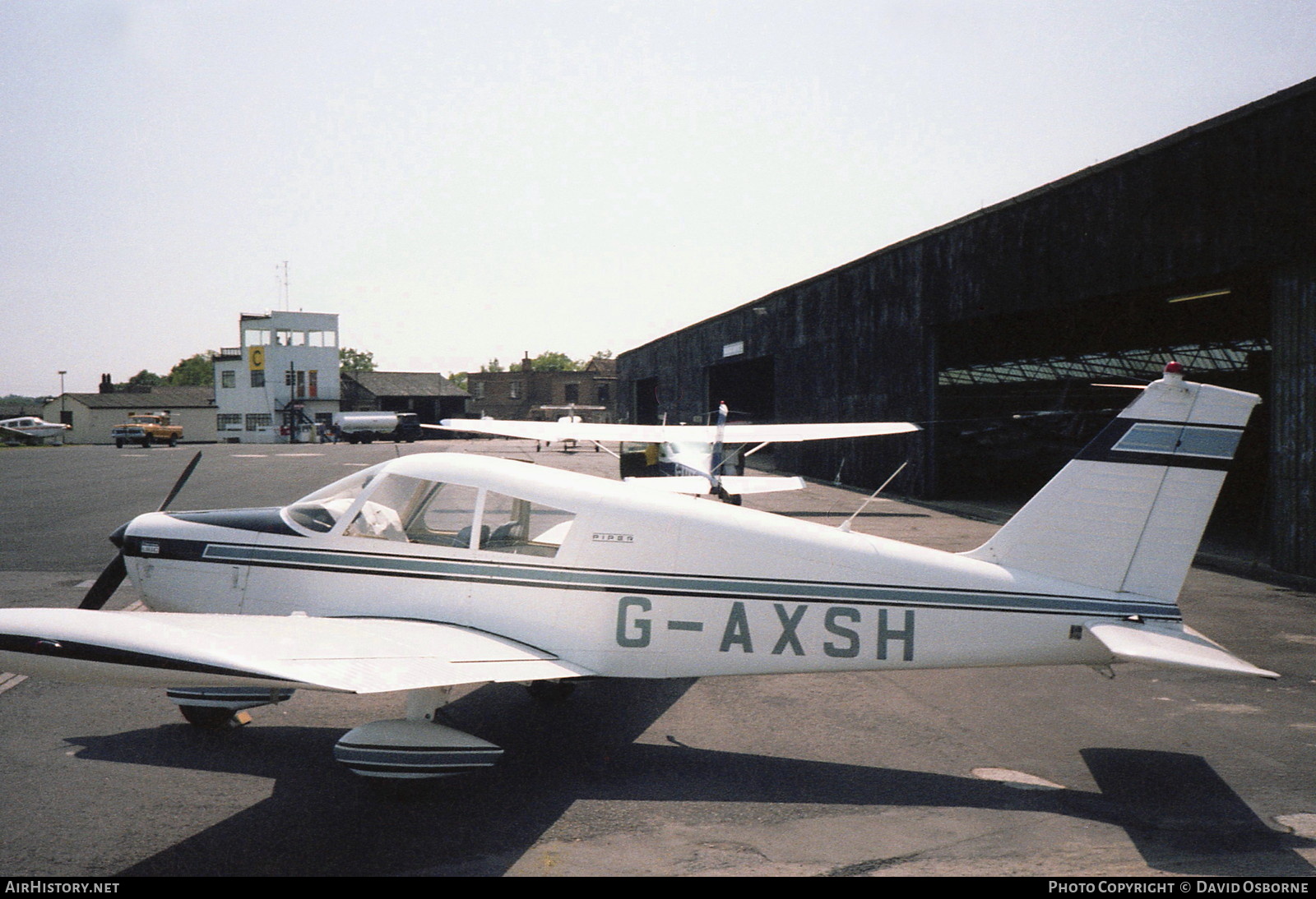 Aircraft Photo of G-AXSH | Piper PA-28-140 Cherokee | AirHistory.net #717468