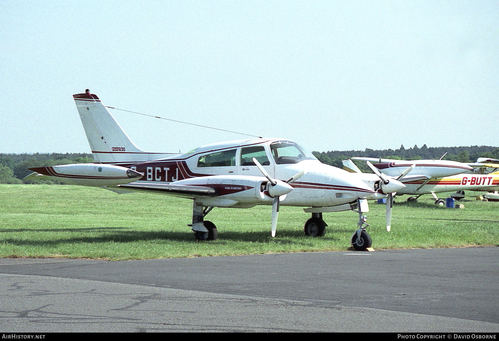 Aircraft Photo of G-BCTJ | Cessna 310Q | AirHistory.net #717507