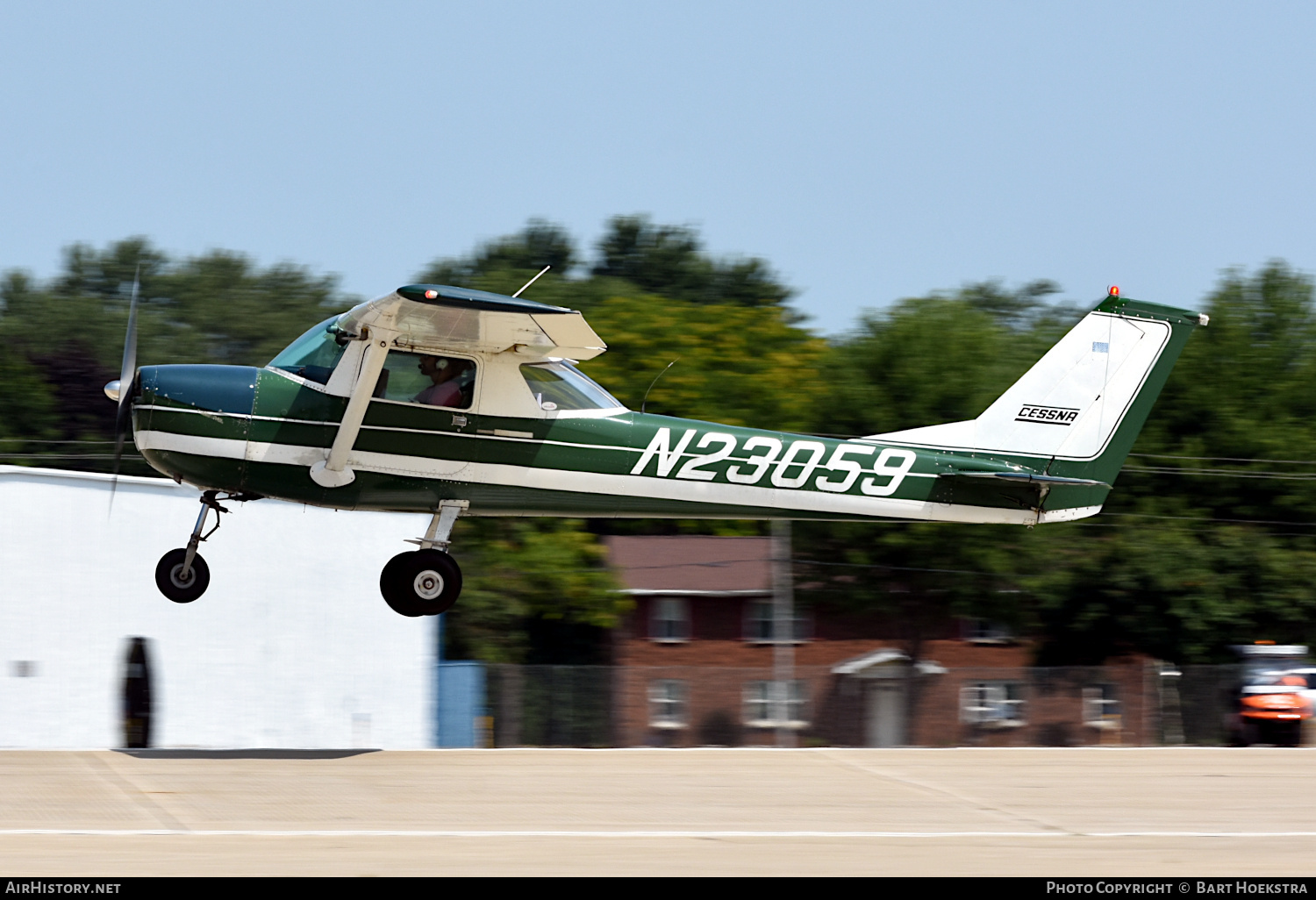 Aircraft Photo of N23059 | Cessna 150H | AirHistory.net #717534