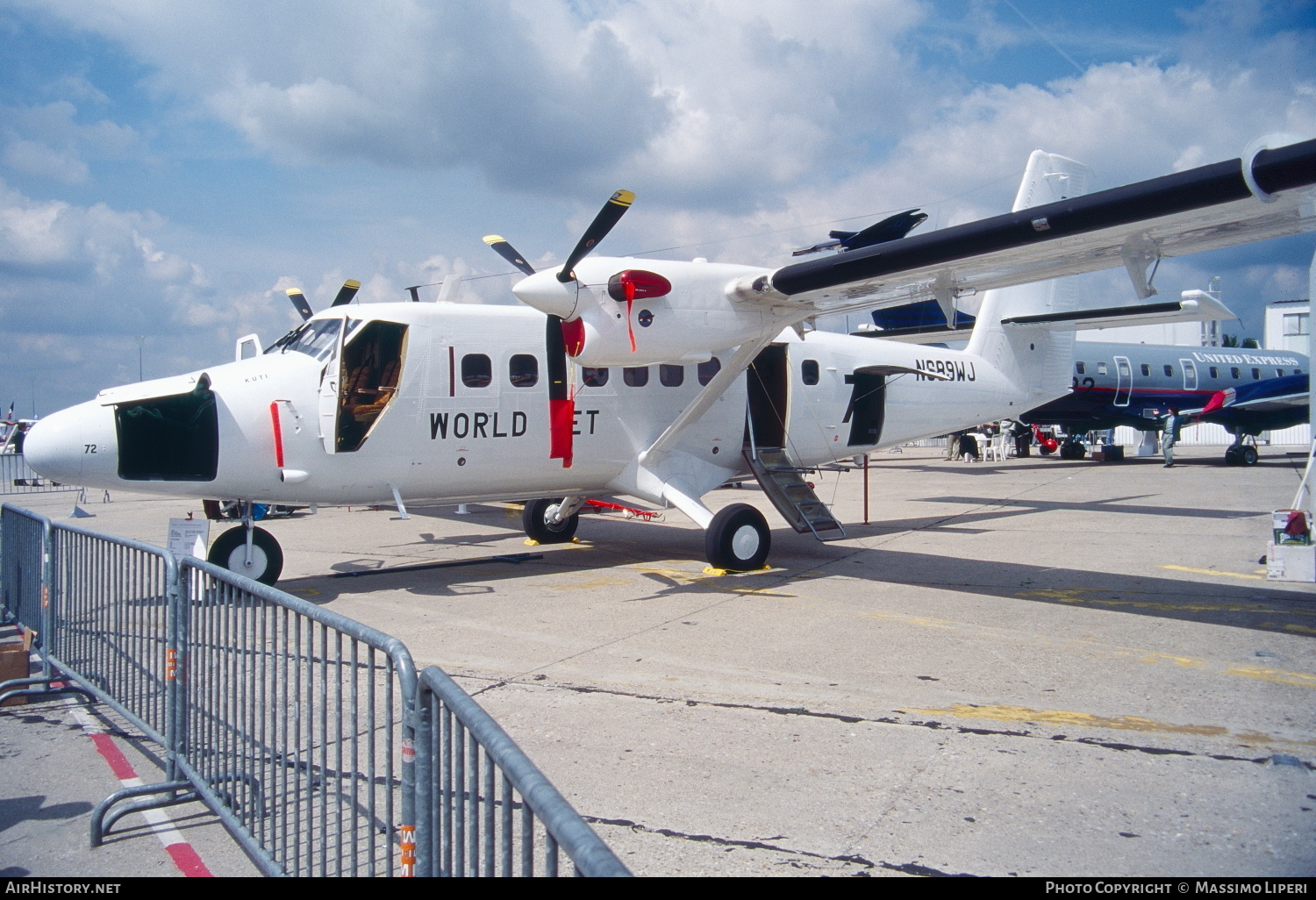 Aircraft Photo of N689WJ | De Havilland Canada DHC-6-300 Twin Otter | World Jet | AirHistory.net #717579