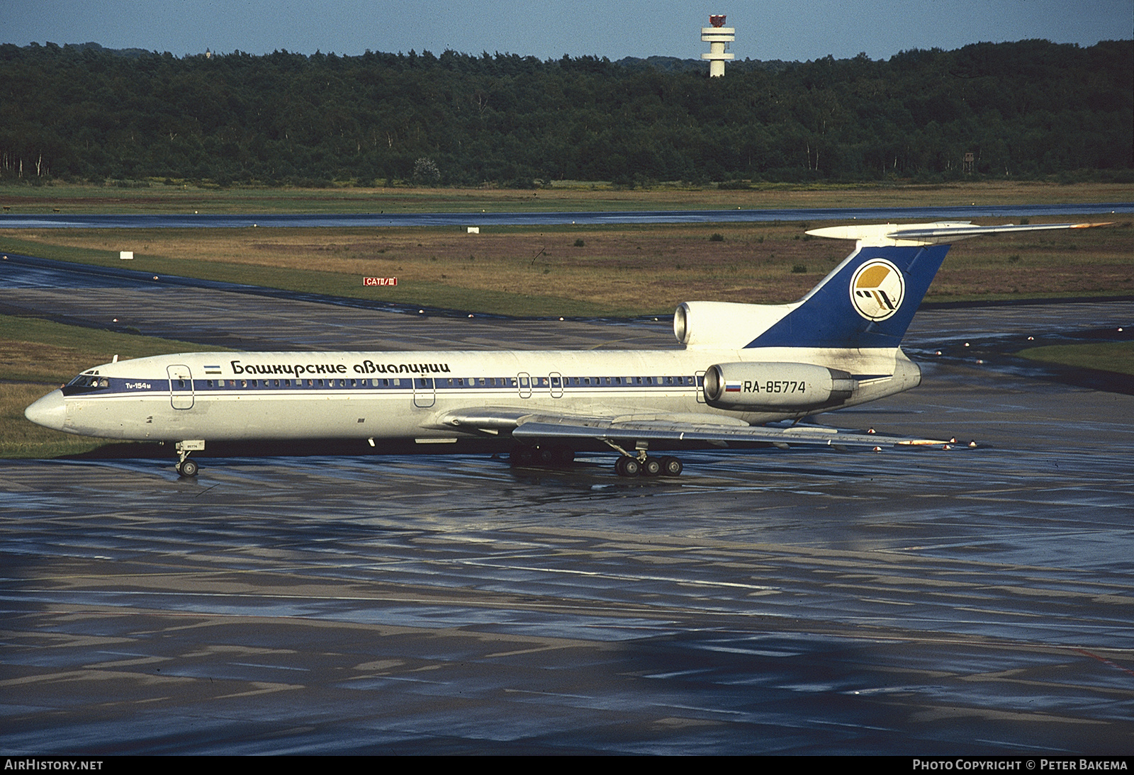 Aircraft Photo of RA-85774 | Tupolev Tu-154M | BAL Bashkirian Airlines | AirHistory.net #717679