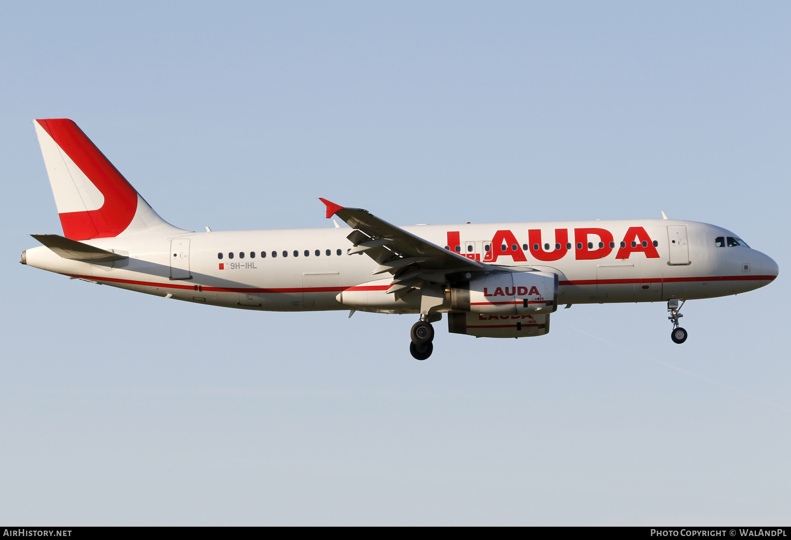 Aircraft Photo of 9H-IHL | Airbus A320-232 | Lauda | AirHistory.net #717716