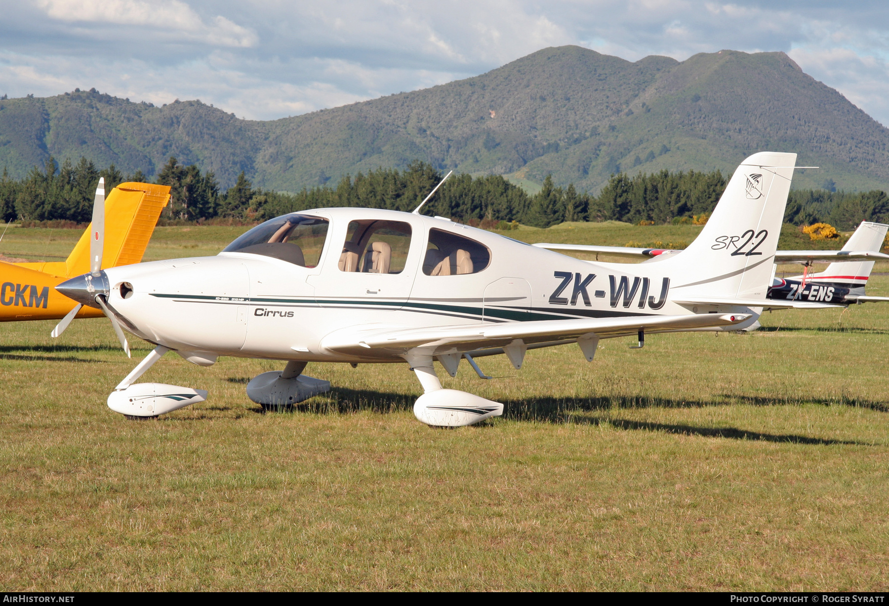 Aircraft Photo of ZK-WIJ | Cirrus SR-22 G1 | AirHistory.net #717964