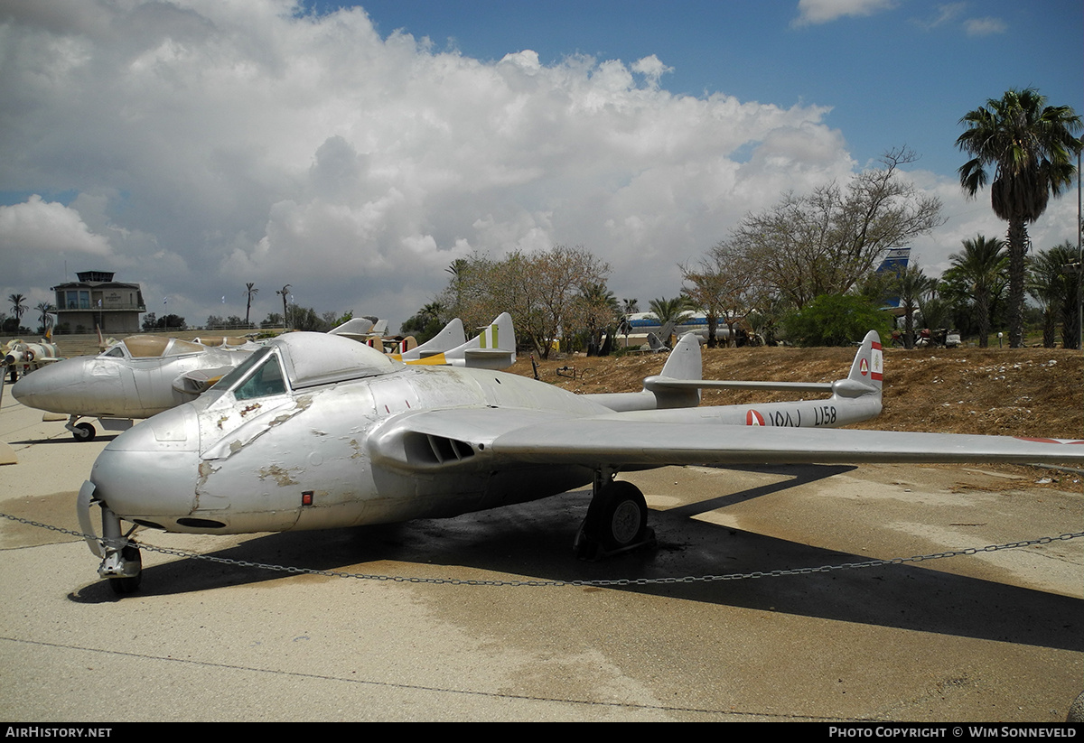 Aircraft Photo of L158 | De Havilland D.H. 100 Vampire FB6 | Lebanon - Air Force | AirHistory.net #717974