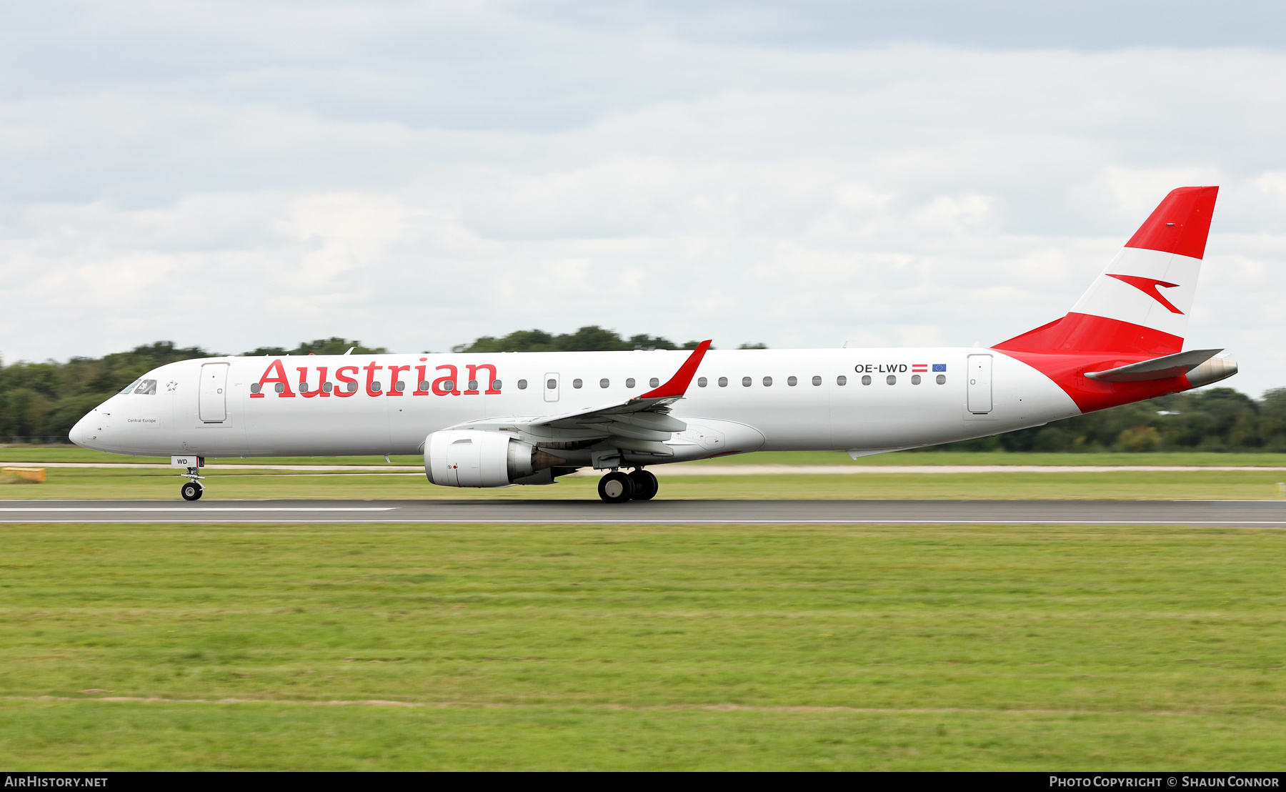 Aircraft Photo of OE-LWD | Embraer 195LR (ERJ-190-200LR) | Austrian Airlines | AirHistory.net #718043