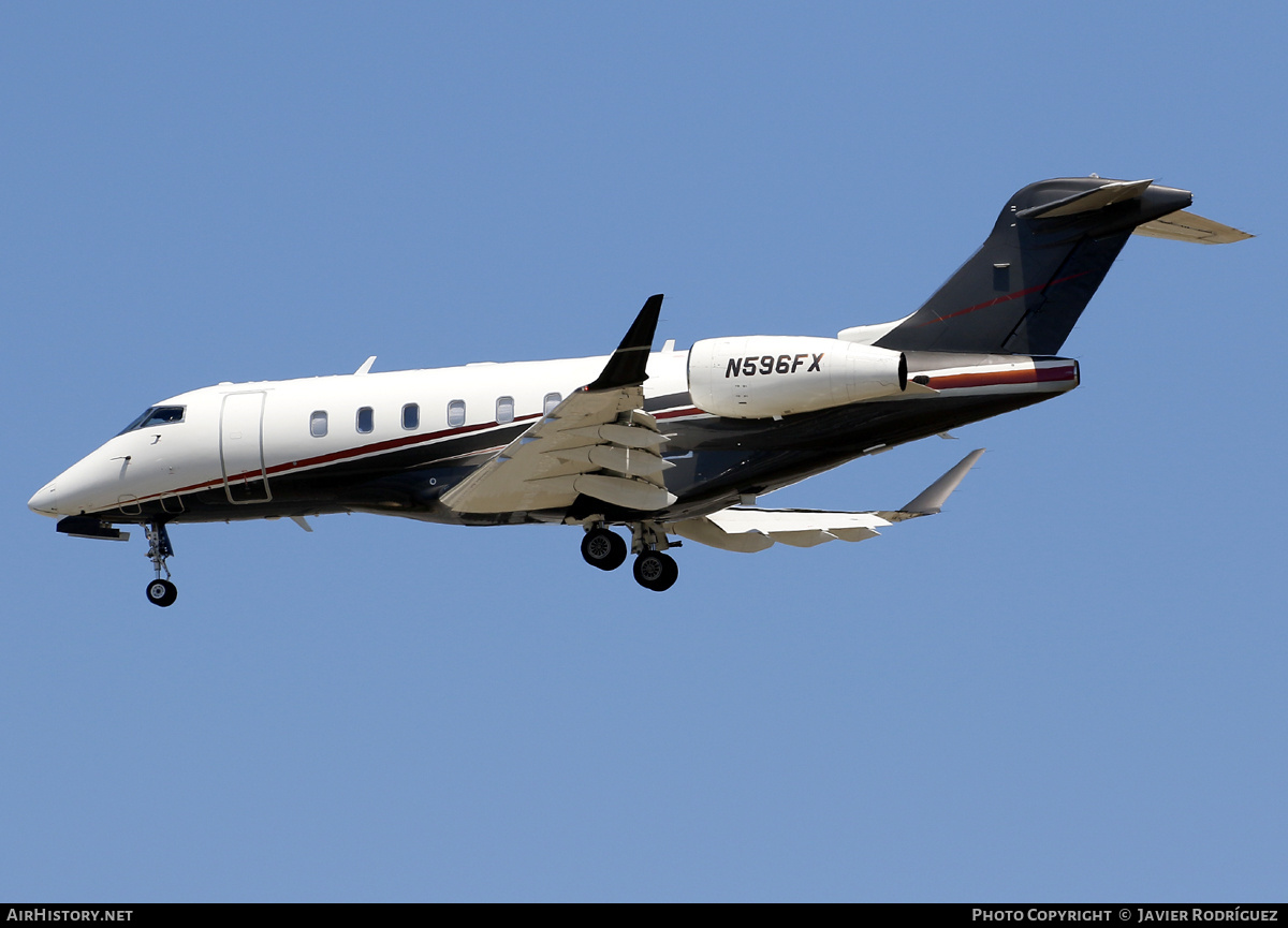 Aircraft Photo of N596FX | Bombardier Challenger 300 (BD-100-1A10) | AirHistory.net #718107